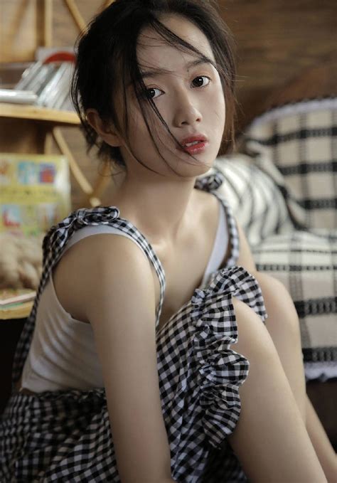 葛秋谷《我在顶峰等你》热播 “高睿”成显眼包担当	